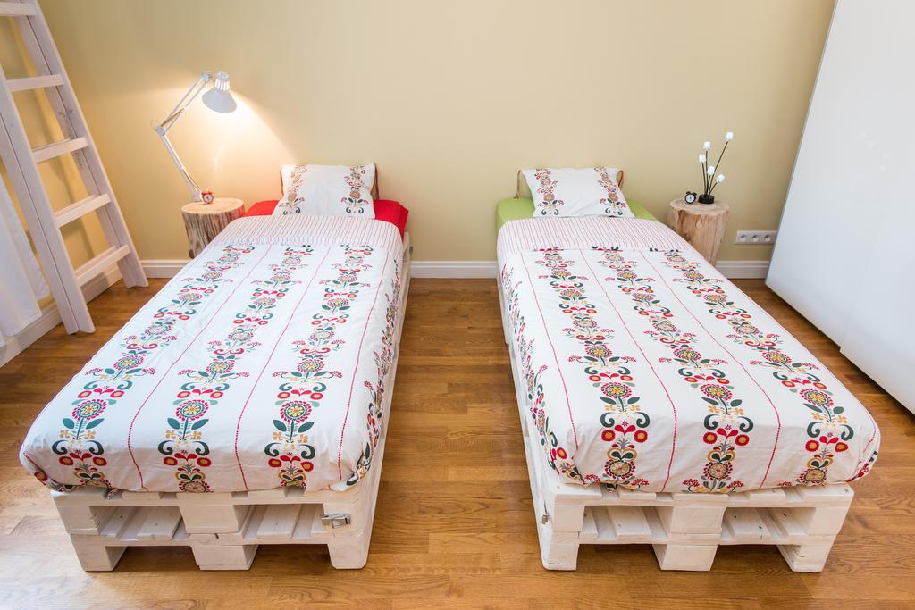 Style4Rent Sunny Old Town Apartments Krakkó Szoba fotó